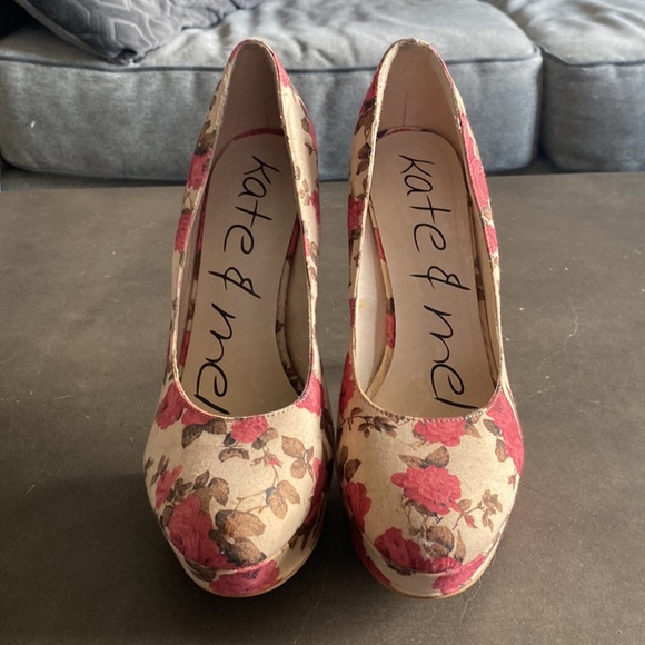 Kate & Mel Flower Heels size 10 - Picture 2 of 5
